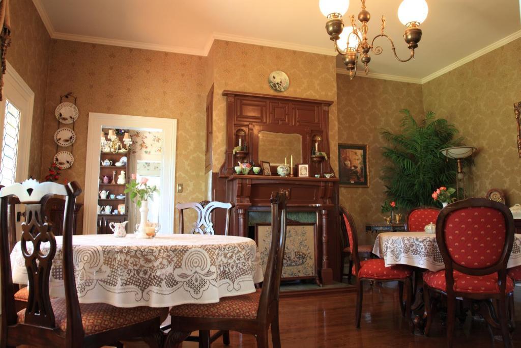 Bybee'S Historic Inn Jacksonville Buitenkant foto